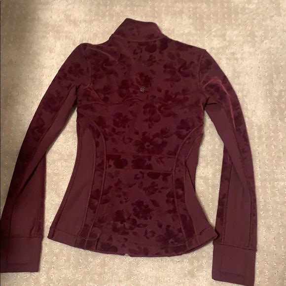 Lulu lemon define jacket - Picture 4 of 5